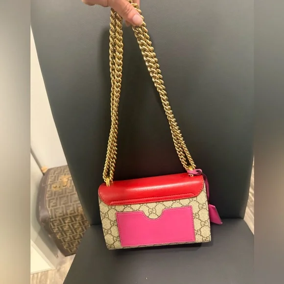 GG Supreme Monogram Padlock red and pink bag with gold chain - Picture 5 of 16